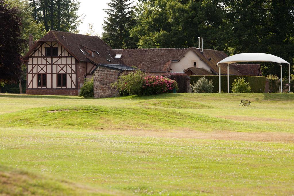 Hotel Le Pavillon De Gouffern Silli-en-Gouffern Exterior foto